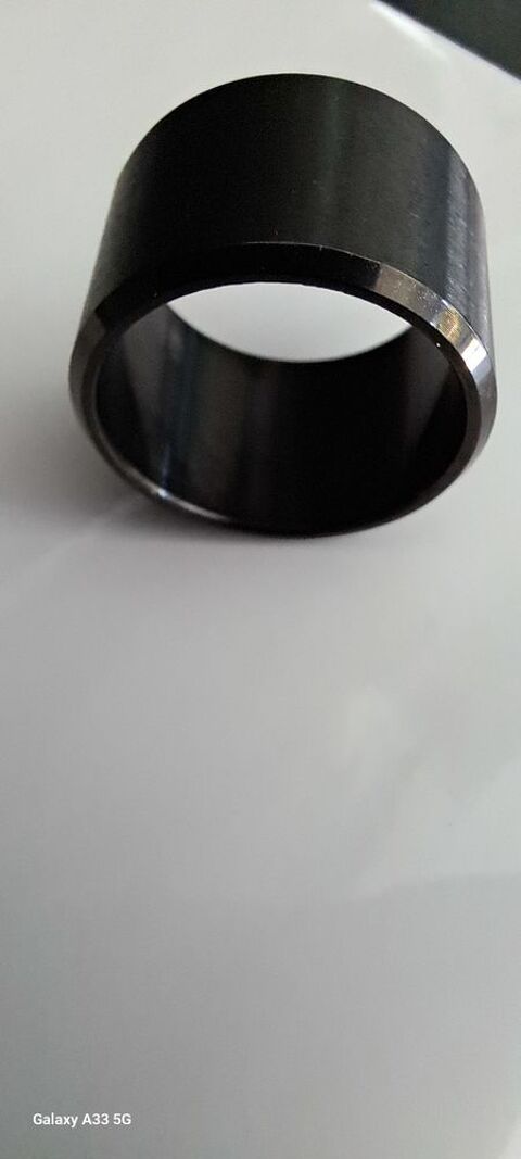 Bague en Titane Presles (95)