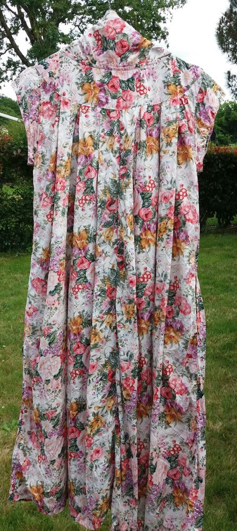 Tr&egrave;s belle ROBE mi-longue REN&Eacute; DH&Eacute;RY M/L (40/42) Vêtements
