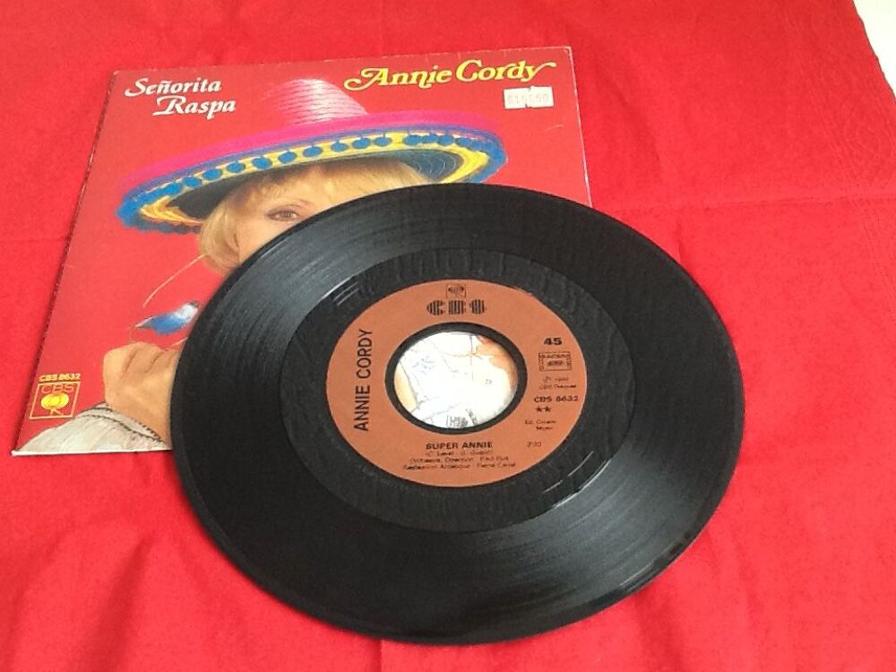 45 tours vinyles Annie CORDY 
CD et vinyles