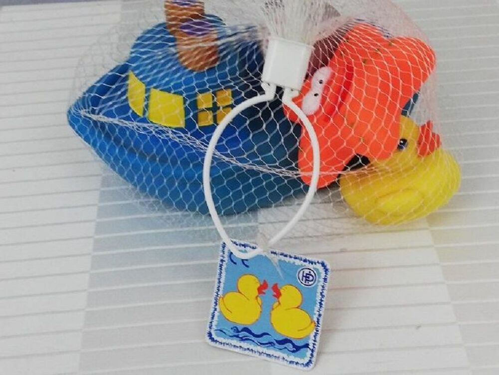 Bateau avec 3 animaux pour le Bain - R&eacute;f 59228 Jeux / jouets