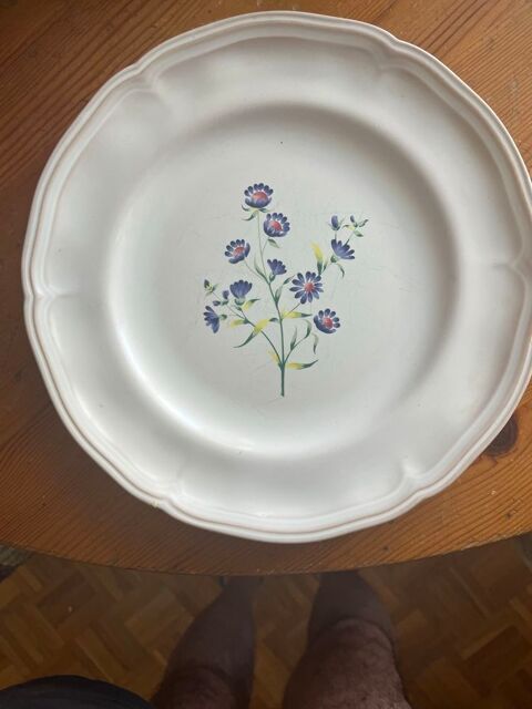 belles assiettes fabriquées à  Gien Angers (49)
