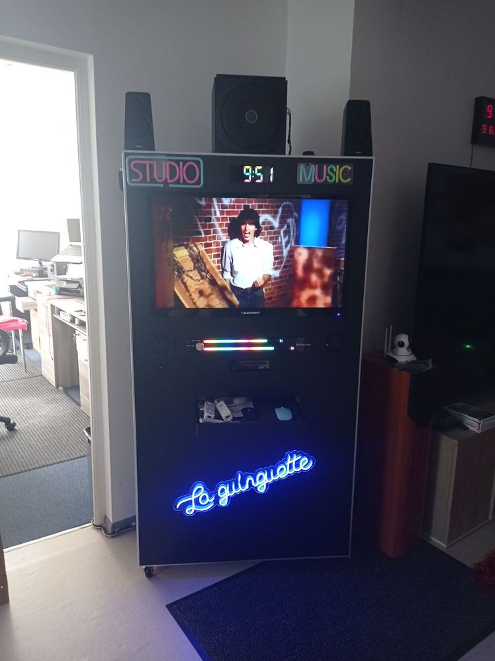 meuble multi fonctions Matériel informatique