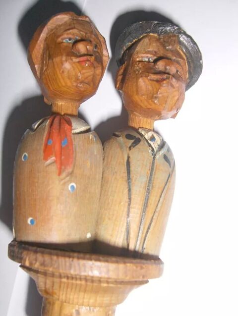  Bouchon de bouteille humoristique
hauteur totale 11 cm
10 Sauchy-Cauchy (62)