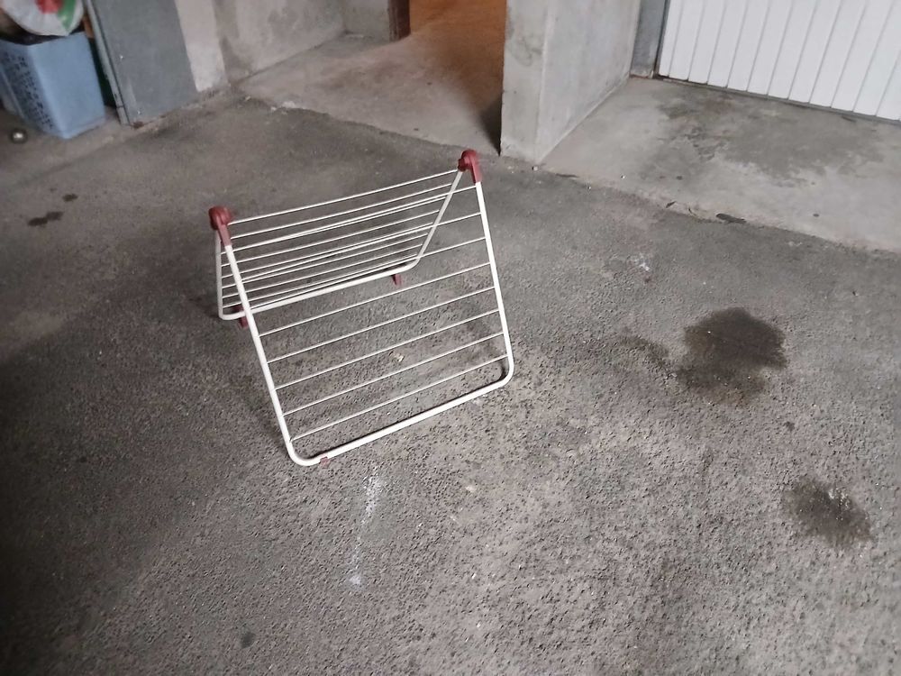 &eacute;tendoir &agrave; linge Meubles