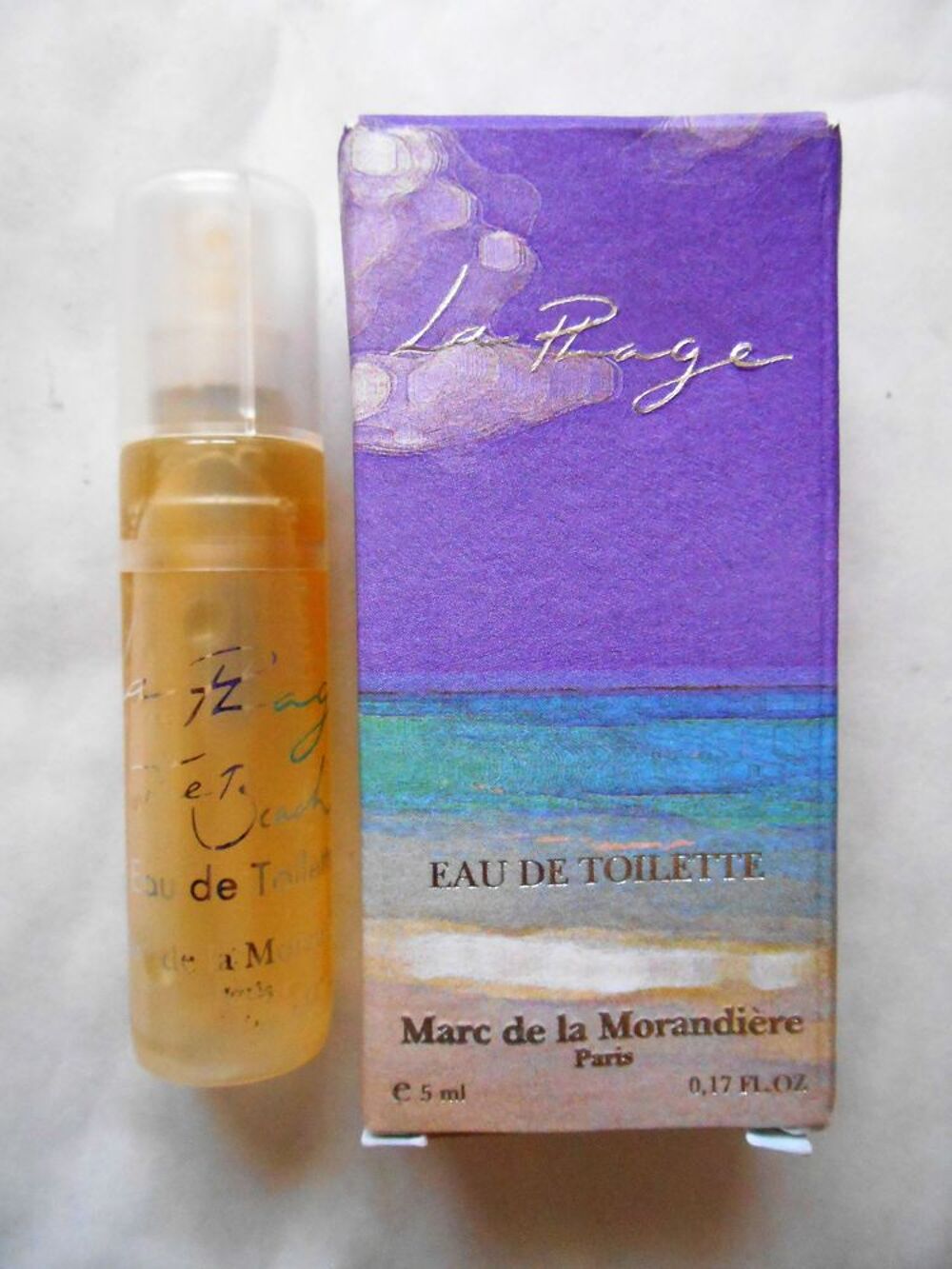 Lot de 9 Echantillons de parfum 