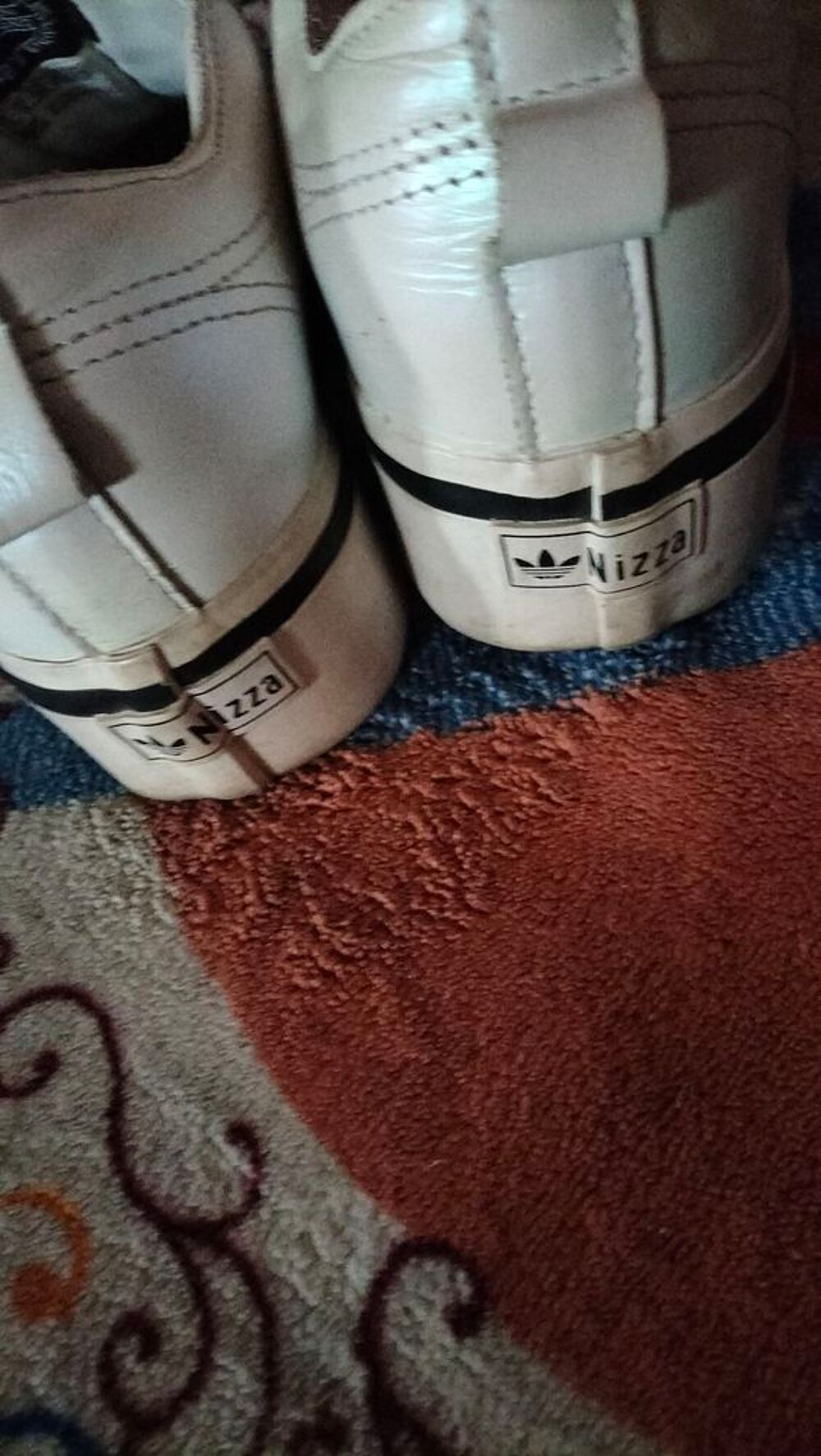 Basket adidas nizza pointure 38 quasi neuf Chaussures