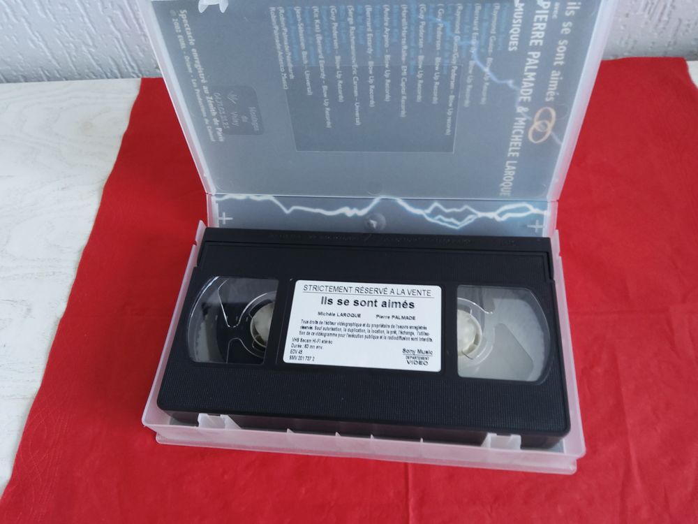 K7 VHS PALMADE/LAROQUE "ILS S'AIMENT" et "ILS SE SONT AIMES" Audio et hifi
