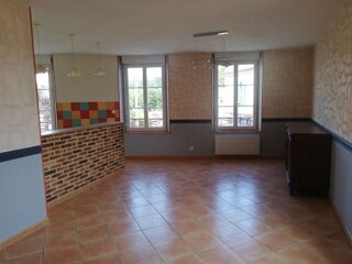  Appartement à louer 3 pièces 73 m²