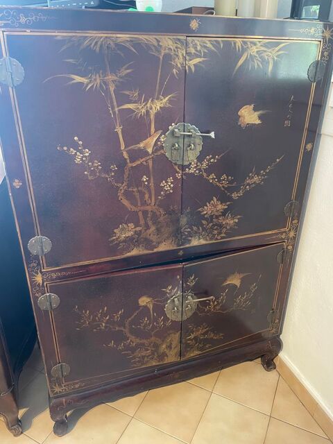 Meuble chinois laqué pour TV et HIFI Le Brusc (83)