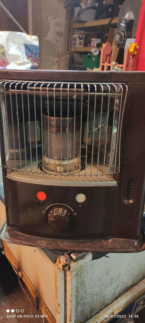 Pole  ptrole 50 Bussire-Dunoise (23)