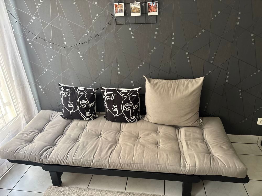 Canap&eacute; convertible / Banquette clic-clac €" Tr&egrave;s bon &eacute;tat Meubles