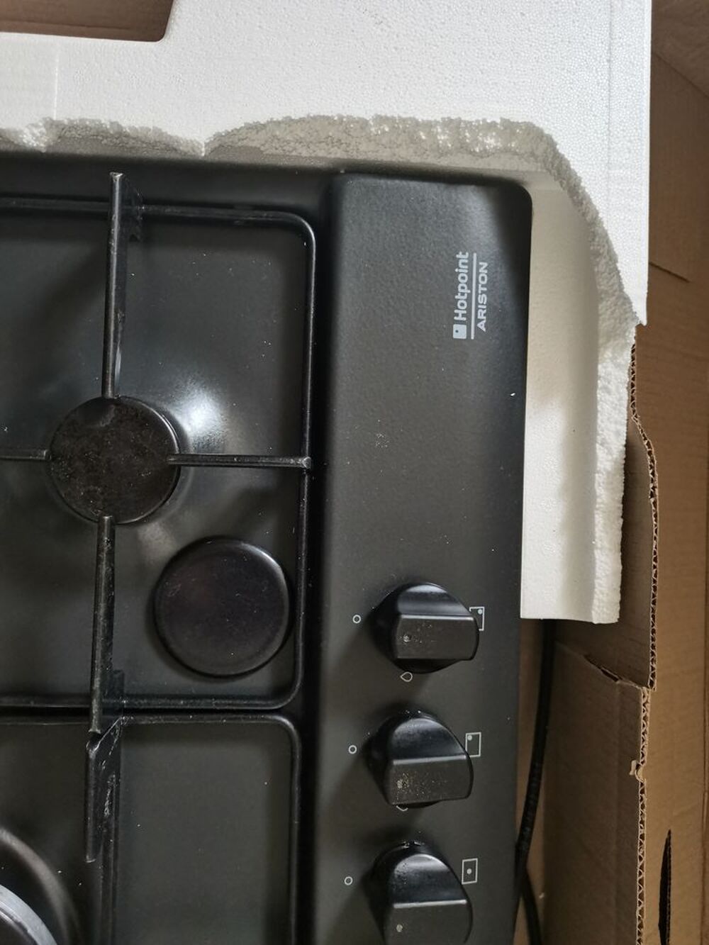 Table de cuisson gaz encastrable Hotpoint Ariston Electroménager