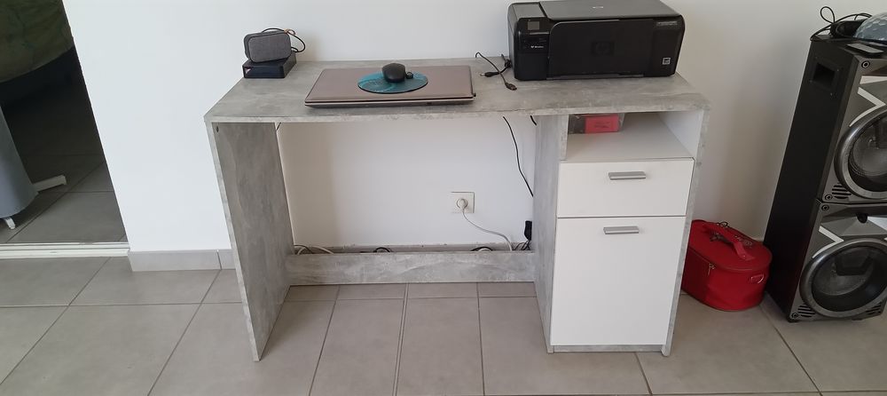 Bureau Meubles