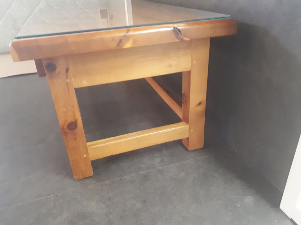 Table basse en arolle Meubles