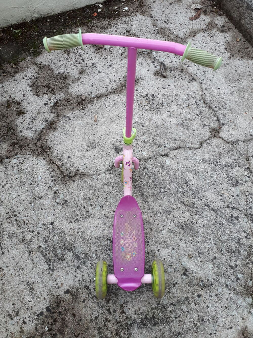 trottinette enfant rose Jeux / jouets