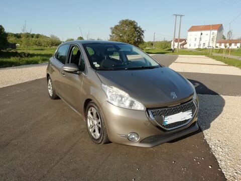 Peugeot 208 1.6 e-HDi 115ch FAP BVM6 Allure