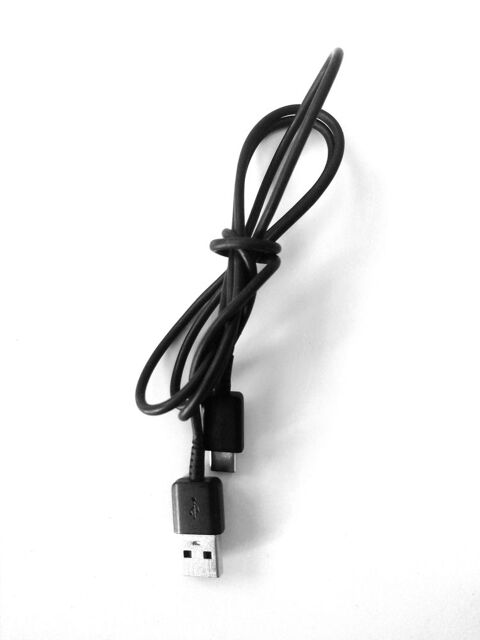 Câble USB - Long 1 m Puteaux (92)