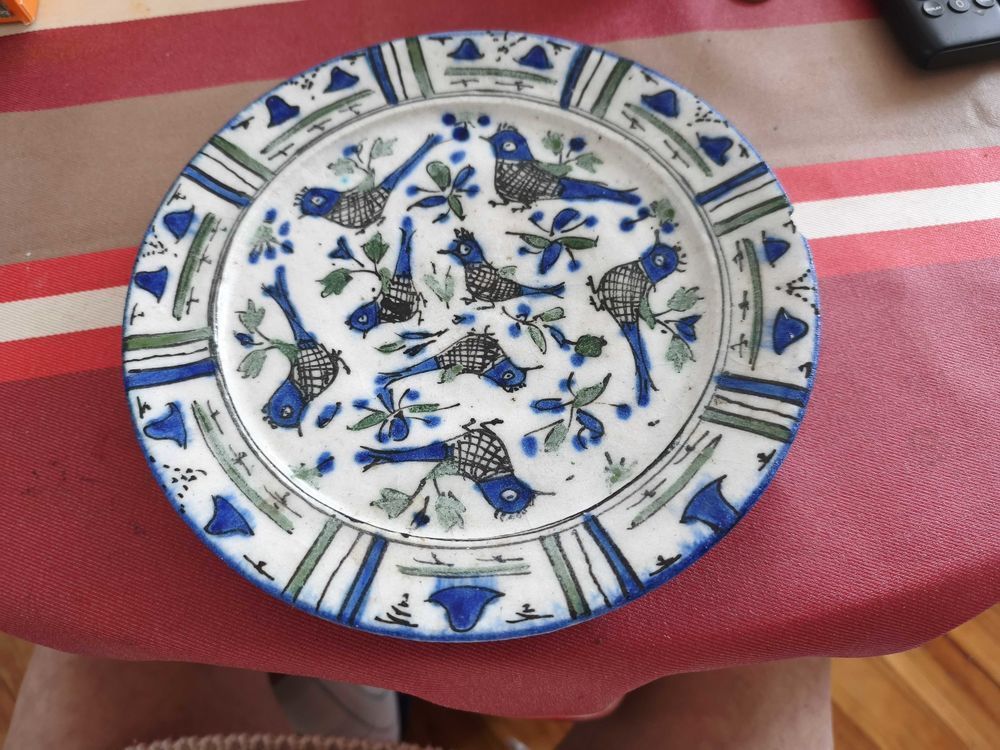 assiette Kadjar en terre silicieuse 18 eme 