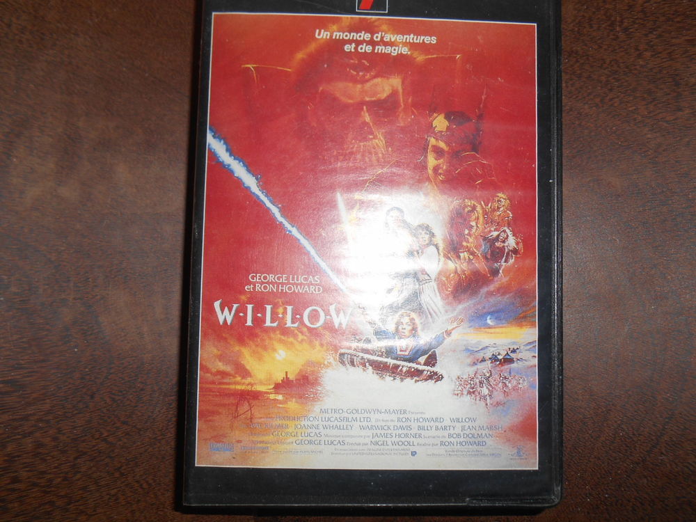 VIDEO CASSETTE WILLOW DVD et blu-ray