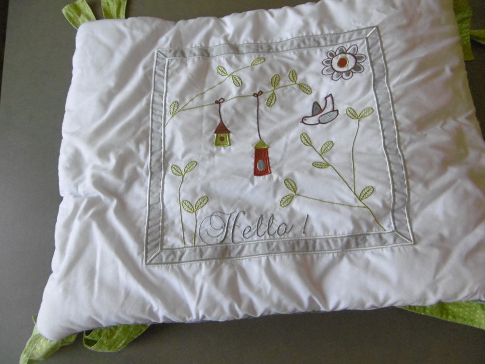 Tour de lit B&eacute;b&eacute; 9 cr&eacute;ation Chic et Chouette Puériculture