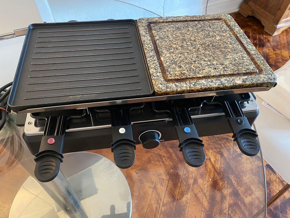 Plancha 2 en 1 avec machine &agrave; raclette Electroménager