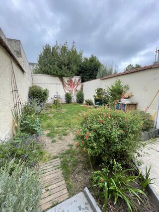 Vente Maison Maison 5 pièces avec jardin. Reims