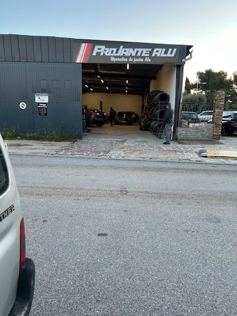  Atelier � louer 1 pi�ce 199 m�