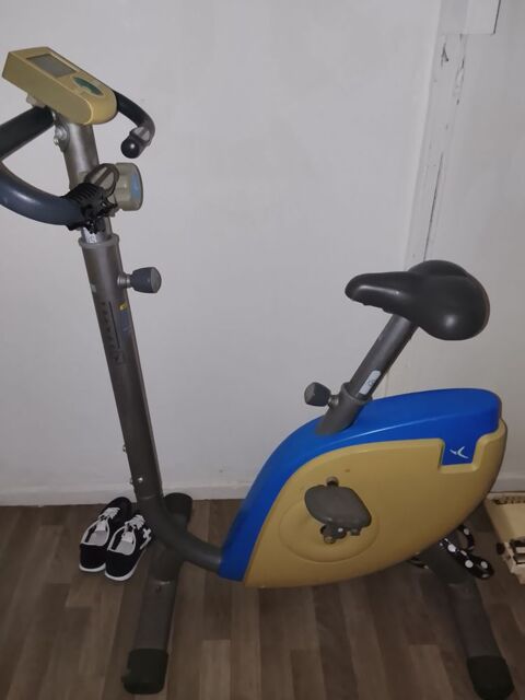 vélo en excellent etat 
50 Marignane (13)