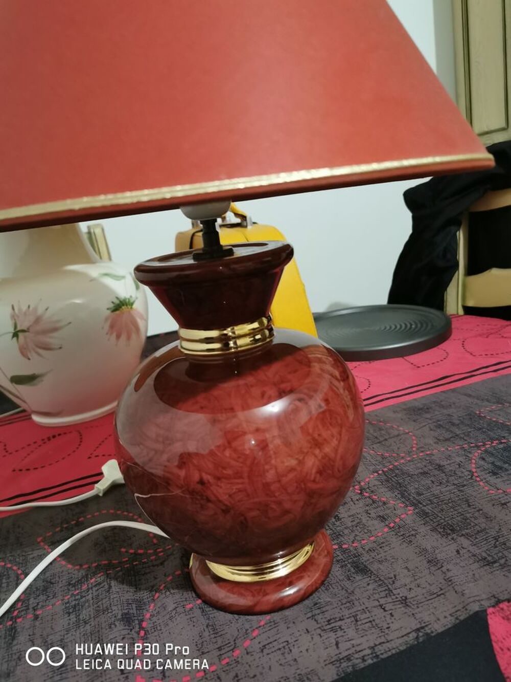 lampes de salon tr&egrave;s bon &eacute;tats Décoration
