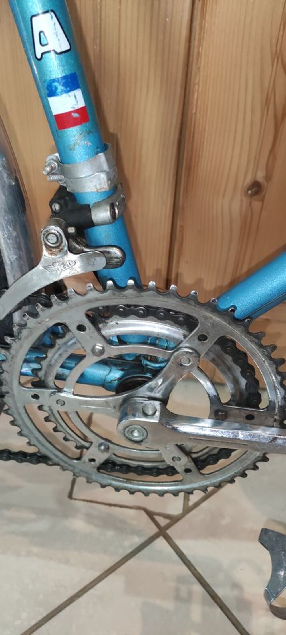 Rare Un v&eacute;lo de course YCENNA cadre acier bleu 57 cm. Tr&egrave;s b Vélos
