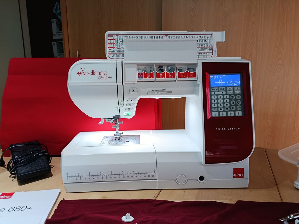 Machine &agrave; coudre Elna 680+ Electroménager