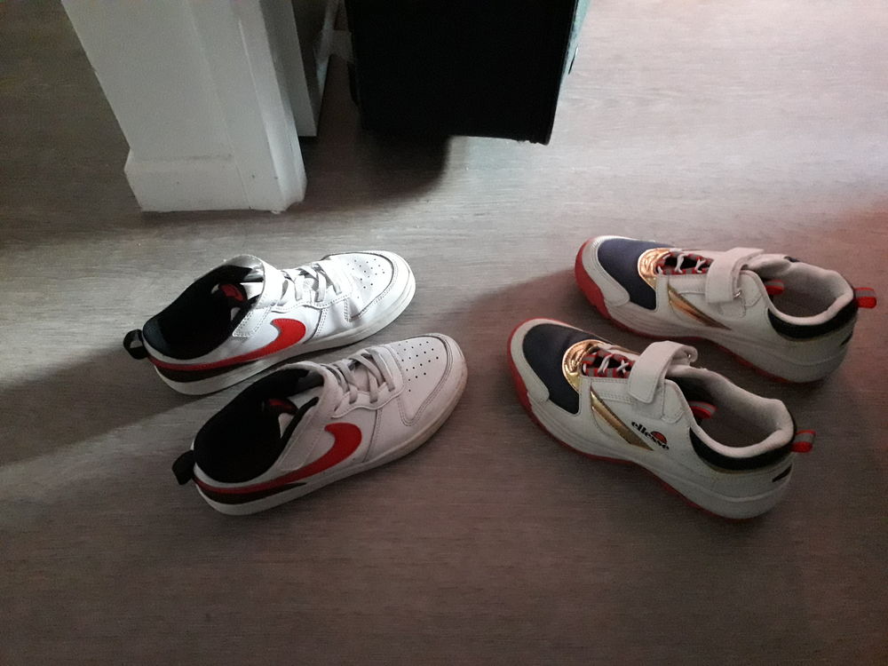 des baskets pour fille taille 33/34/35/36. Chaussures