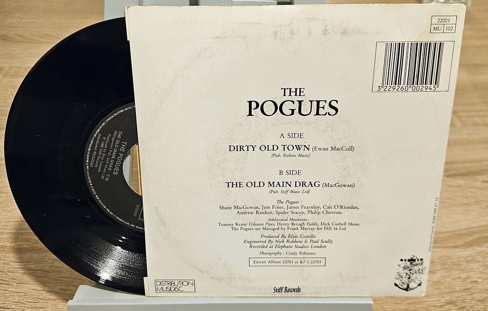 45T - The Pogues - Dirty Old Town CD et vinyles