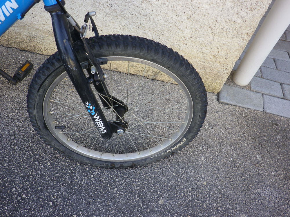 VTT Btwin Racing Boy 300 Vlos