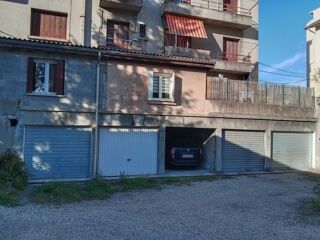  Parking / Garage à louer 14 m²