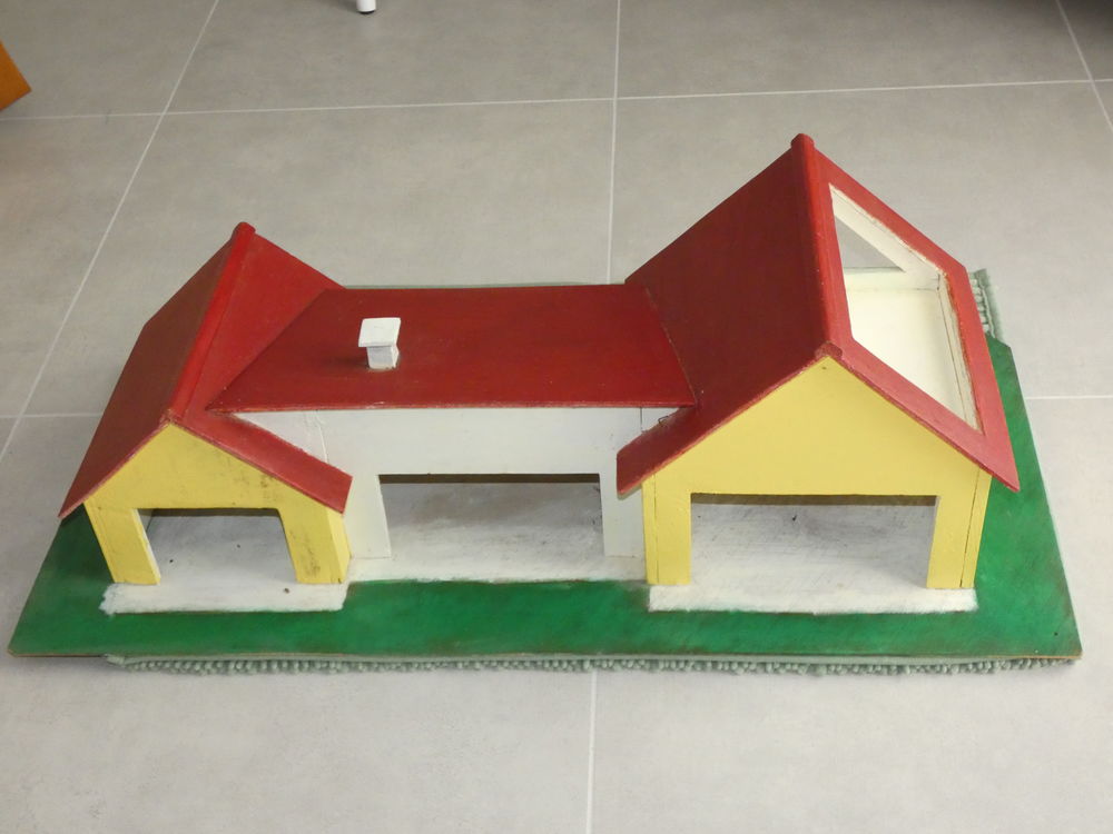 Ecuries/garages Jeux / jouets