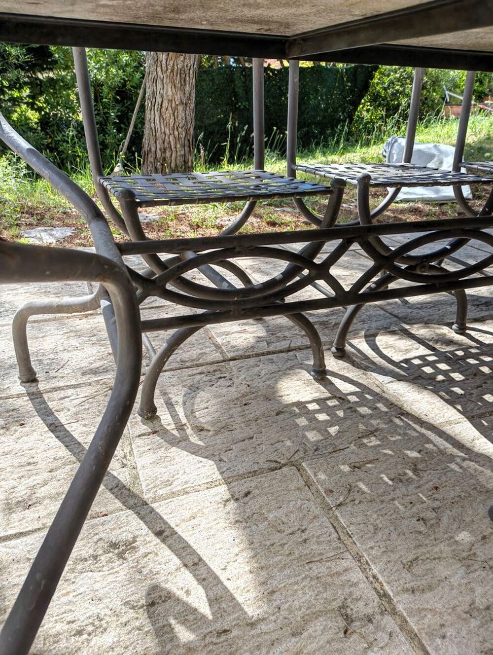 TABLE DE JARDIN Jardin