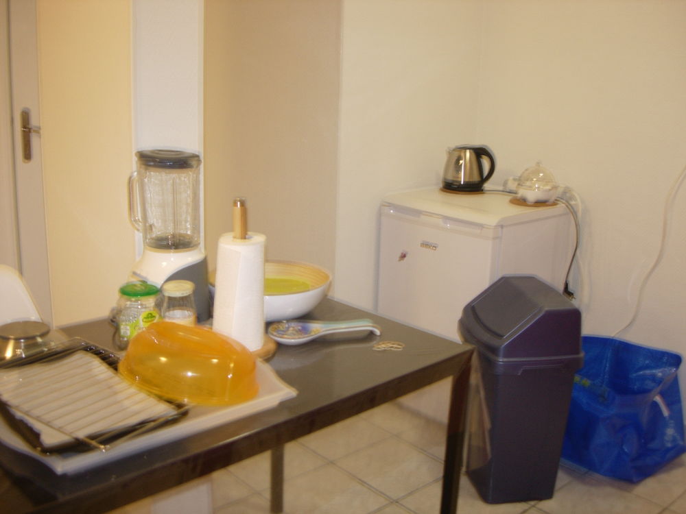Location Appartement STUDIO refait à neuf, rue de Cernay à REIMS Reims