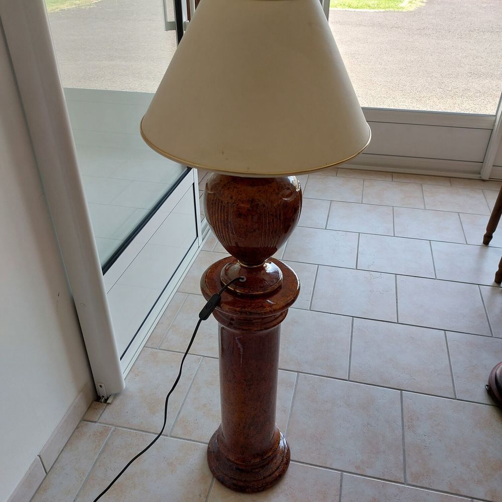 Lampe sur colonne Décoration