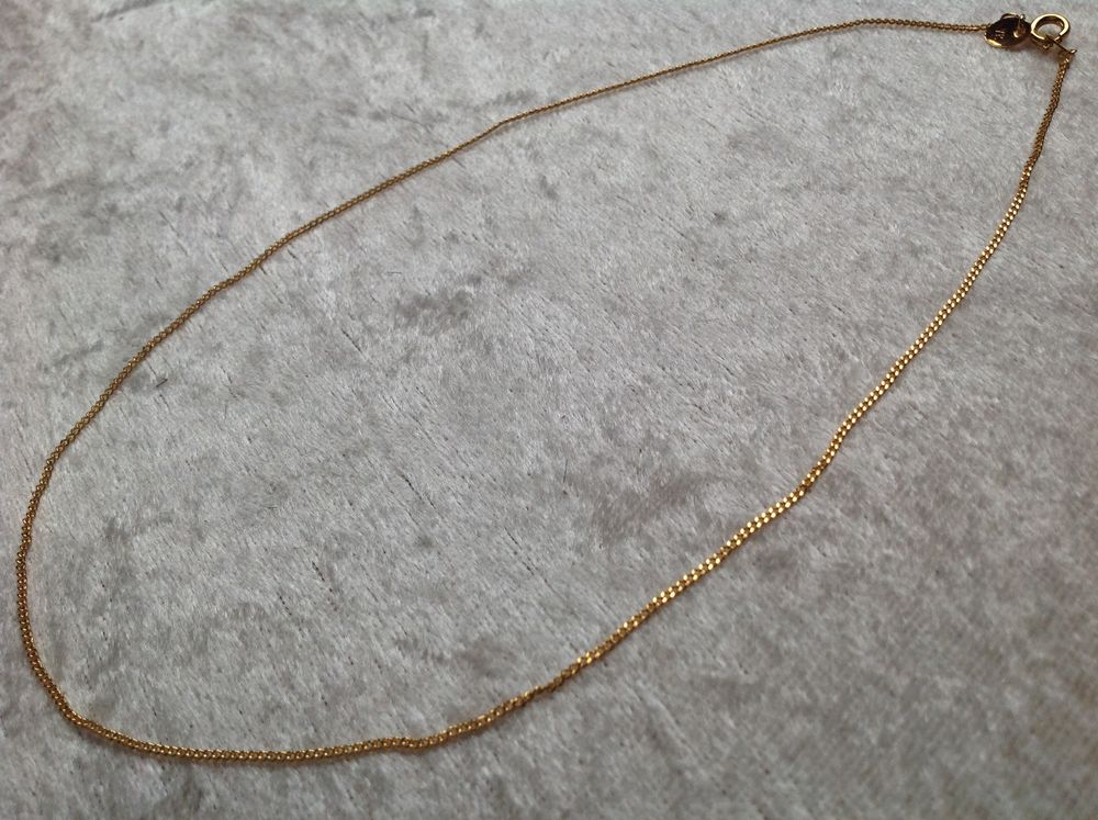 COLLIER CHAINE DOR&Eacute; FINE DE 42cm Envoi Possible
Bijoux et montres