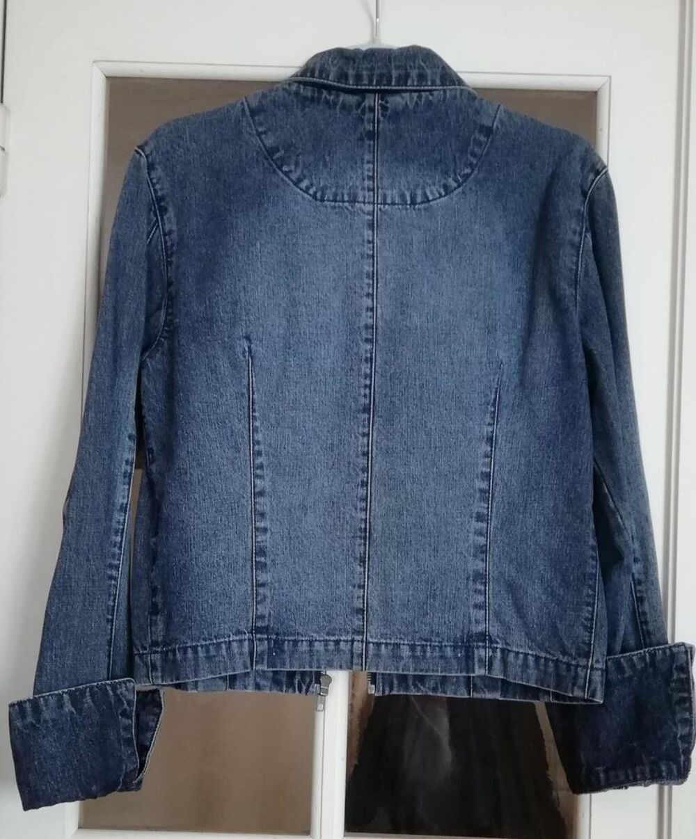 Blouson femme court en Jean fonc&eacute;. Vtements