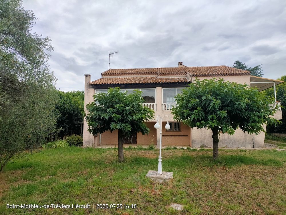 Vente Villa maison  6 pieces 150 m2 Saint-mathieu-de-tr�viers