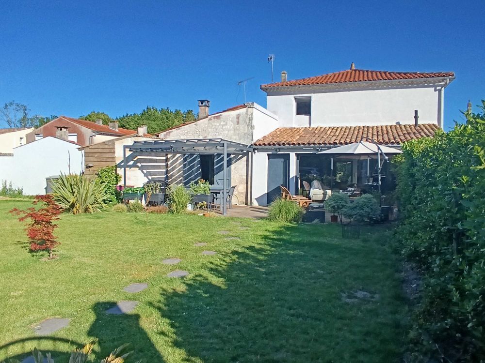 Vente Maison Maison restaurée Chenac-saint-seurin-d'uzet