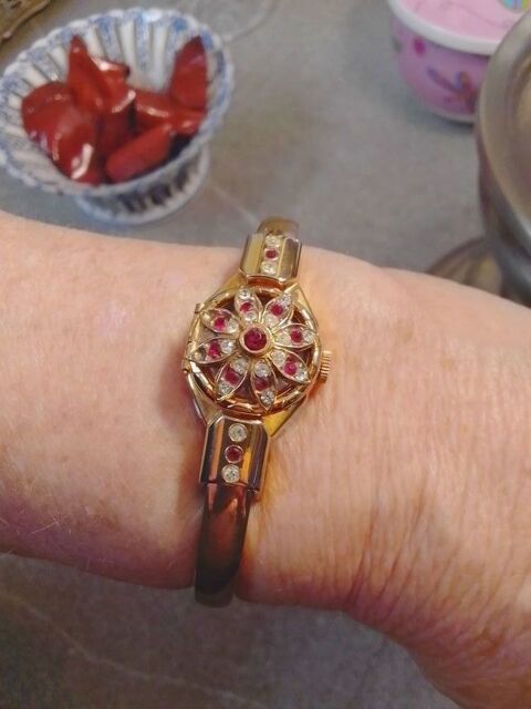 Superbe cadeau No�l votre bien aim� bracelet montre antik 499 Briey (54)