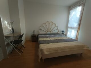 Location Appartement F2 meublé 35 m² avec balcon & parking ? Bois-d'Arcy quartier Bois-d'arcy
