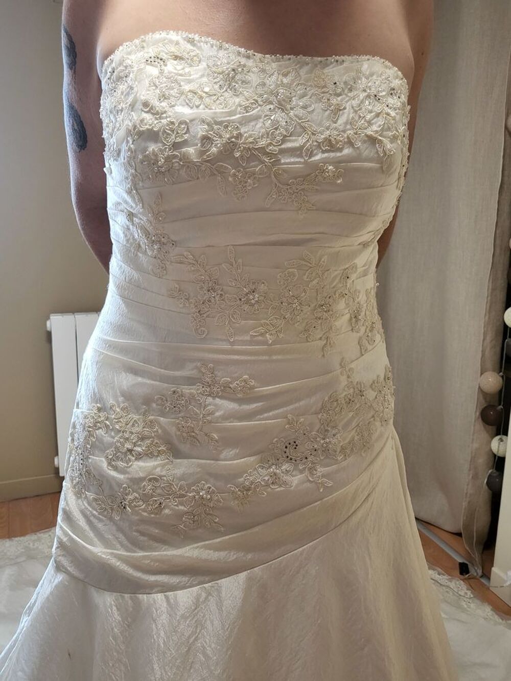 Robe de mari&eacute;e Vêtements