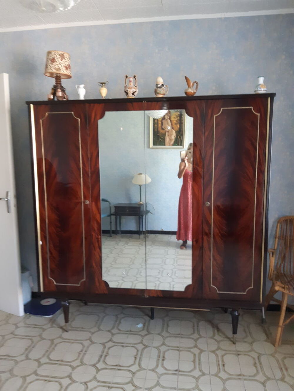 CHAMBRE A COUCHER Meubles