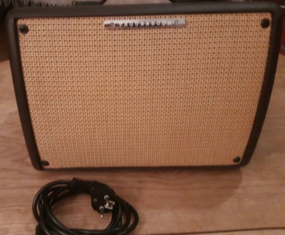 Ampli guitare Ibanez Audio et hifi