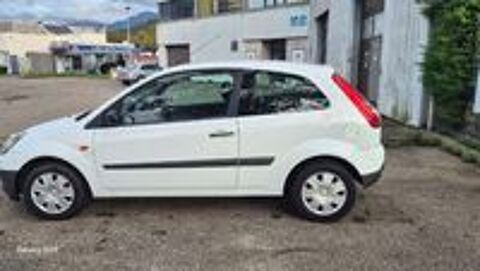 Fiesta FIESTA 1.4 TDCi AFFAIRES 2008 occasion 69009 Lyon