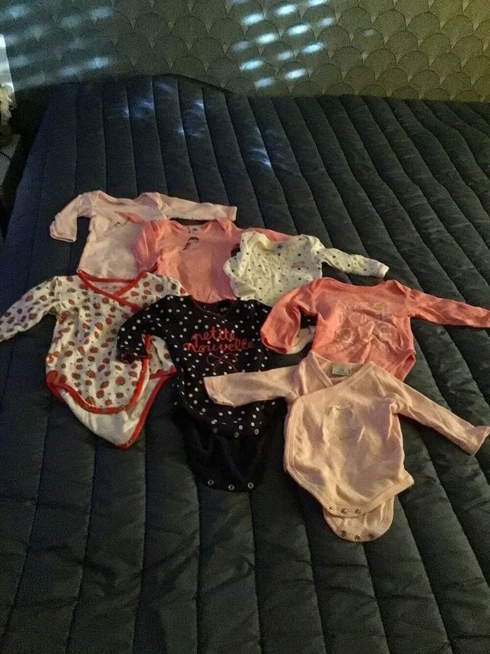 Lot de 7 bodys manches longues b&eacute;b&eacute; fille 
Vêtements enfants